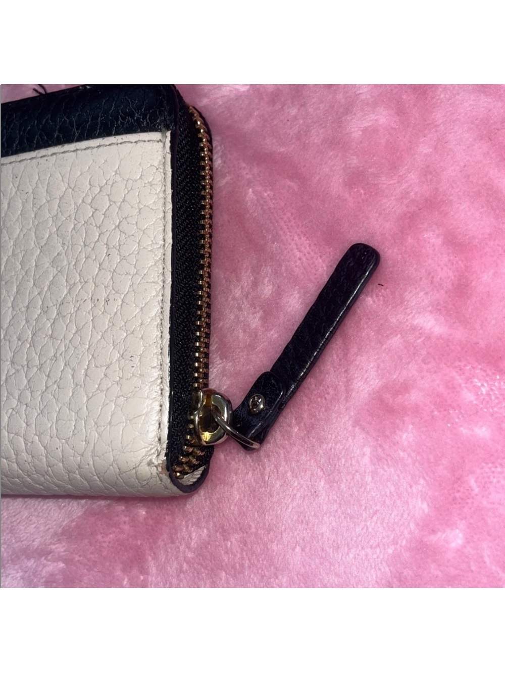 kate spade Storybook Lining Black and Cream Pebbled Zip Wallet - Picture 4 of 12